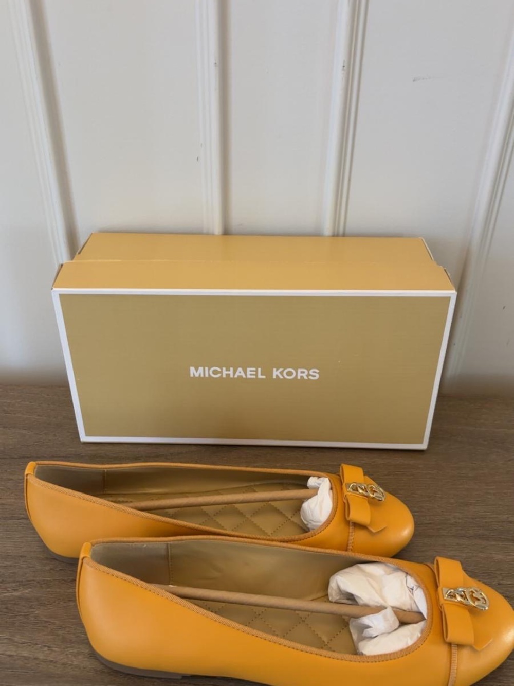 Michael Kors Yellow Faux Leather Ballet Flats Bow Logo Size 8